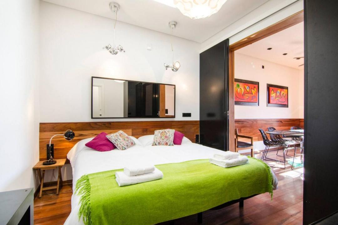 3Bedrooms 2Bathrooms Furnished - Lavapies - Bright Madrid Eksteriør billede
